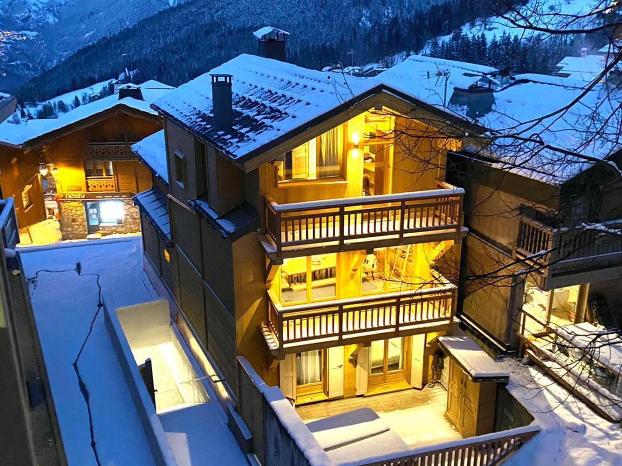 Chalet Entierement Renove Au Centre De Courchevel Village, Ideal Pour 10 Adultes Et 4 Enfants - Fr-1-562-50 Exterior photo